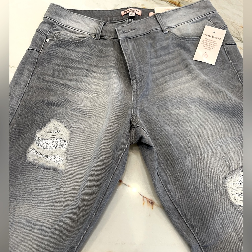 Juicy Couture Grey Distressed Jeans w sequins Sz 10